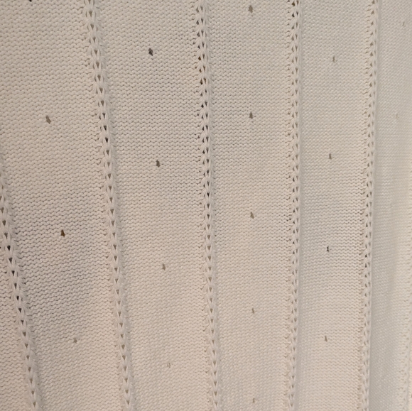 Kut from the Kloth Cream Knit Sweater With Embroidered Flowers - Picture 4 of 7